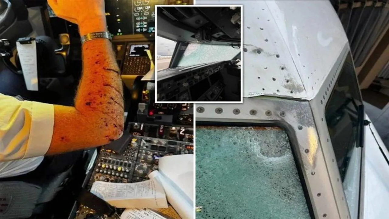 UÇAK 36 BİN FEETTE BALONA ÇARPTI